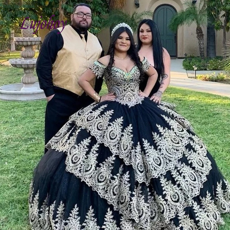 Black Quinceanera Dresses Ball Gown Mexican Tulle Princess Off Shoulder Masquerade Sweet 16 Prom Dress 15 year old