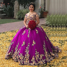 Load image into Gallery viewer, Exquiaite Green Quincenera Evening Dresses Off Shoulder Flowers Appliqued Prom Formal Party Celebrity 15 Ans Vestidos Fiesta
