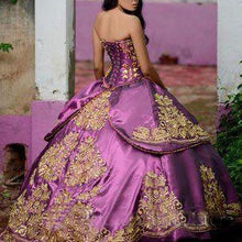 Load image into Gallery viewer, Traditional Purple Quinceanera Dress Ball Gown Gold Lace Beads Puffy Prom Dess Princesa Sweet 16 Dress Vestidos
